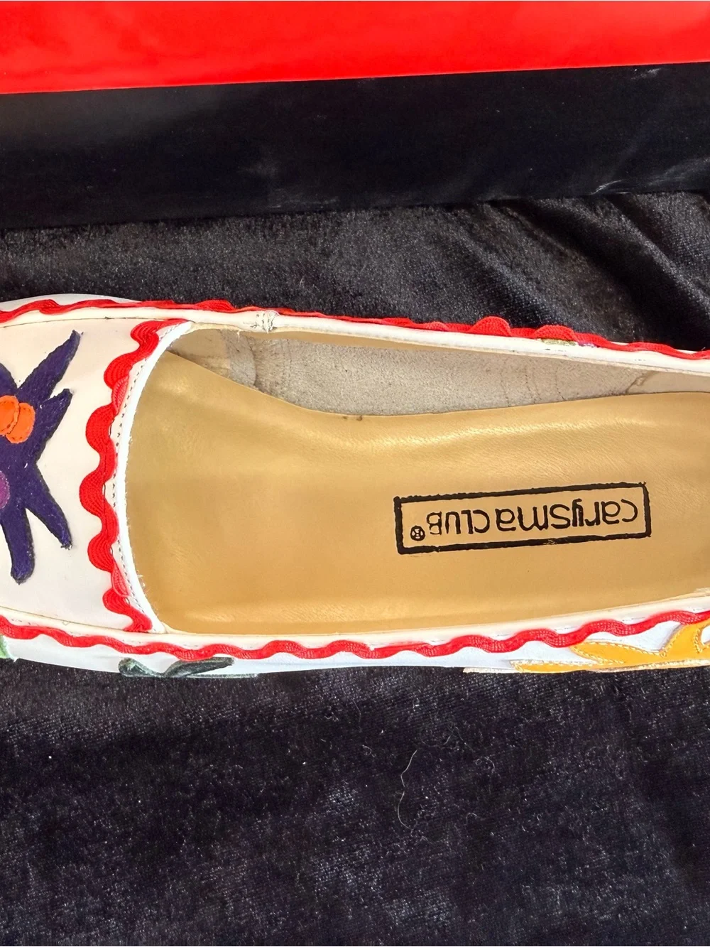 Women's White Palm-Appliqué Loafer